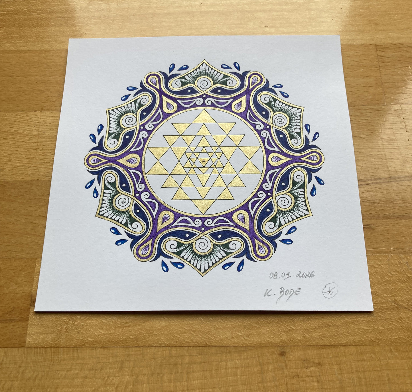 Mandala Original handgezeichnet „Sri Yantra - Tor der höchsten Ordnung“ – Spirituelles Kunst Unikat für den Altar & zur Raumharmonisierung
